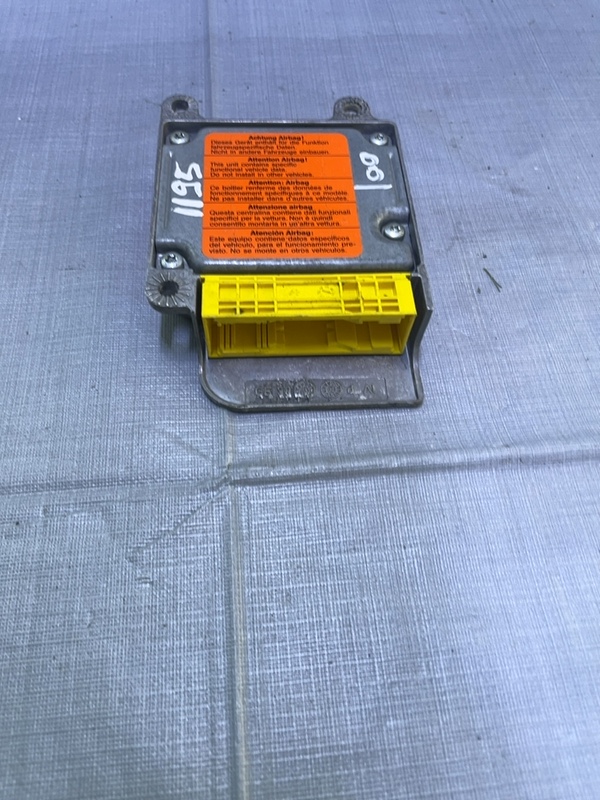 Modul airbag - Volkswagen Golf 4 generation [1997 - 2006] wagon 1.9 TDI MT (90 hp)