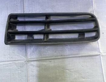 Grilă bară - Parte montare: Dreapta față - Volkswagen Golf 4 generation [1997 - 2006]