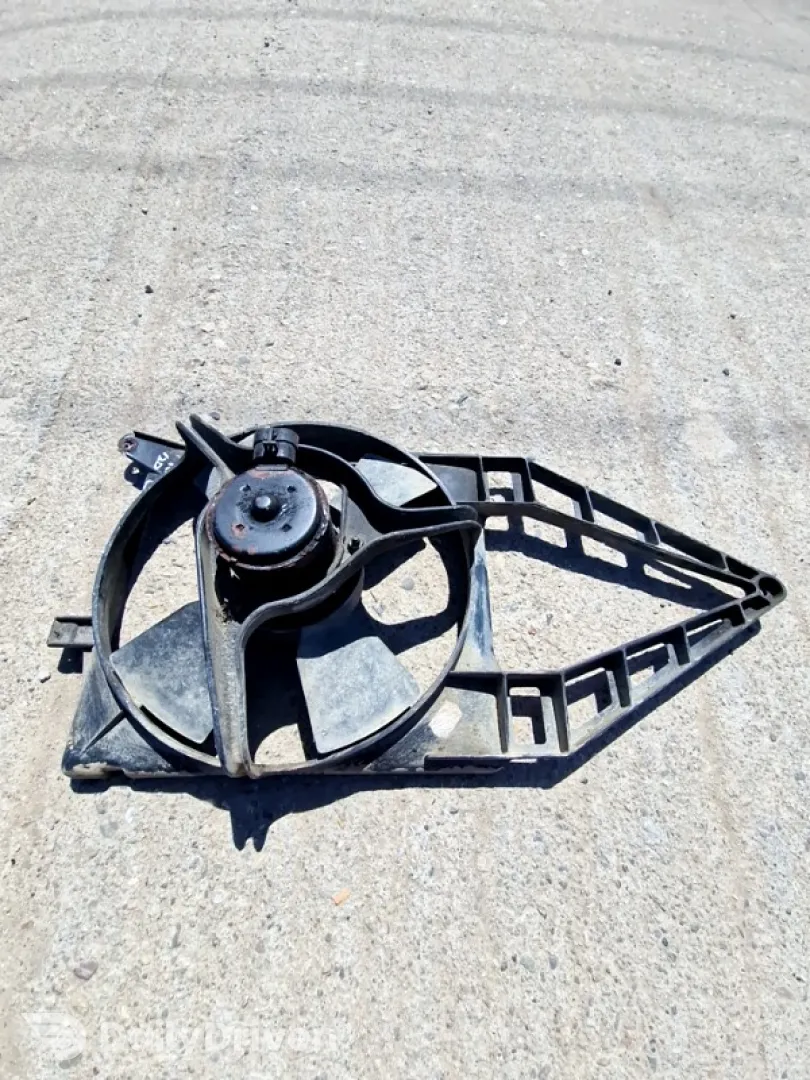 Radiator răcire - Opel Corsa B [1993 - 2000] Hatchback 3-doors 1.2i MT (45 hp)