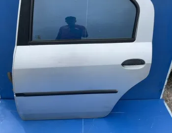 Ușă spate - Culoare: Gri, Parte montare: Stânga, Varianta: Sedan - Dacia Logan 1 generation [2004 - 2008] Sedan 1.6 MT (90 hp)