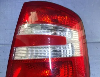 Lampă spate - Parte montare: Dreapta spate, Varianta: Wagon 5 uși - Skoda Fabia 1 generation [restyling] [2004 - 2007] wagon 5 doors 1.2 MT (64 hp)
