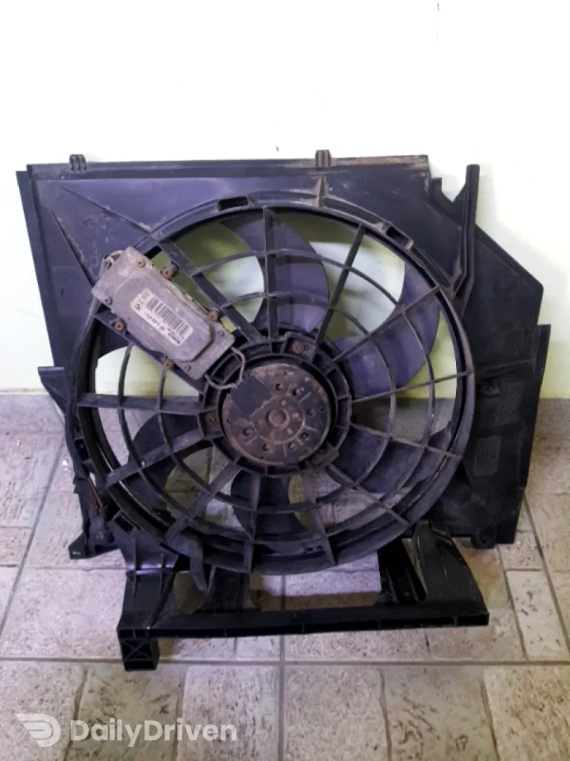 Ventilator răcire - BMW 3 Series E46 [1997 - 2003] Sedan 4-doors 320d MT (136 hp)