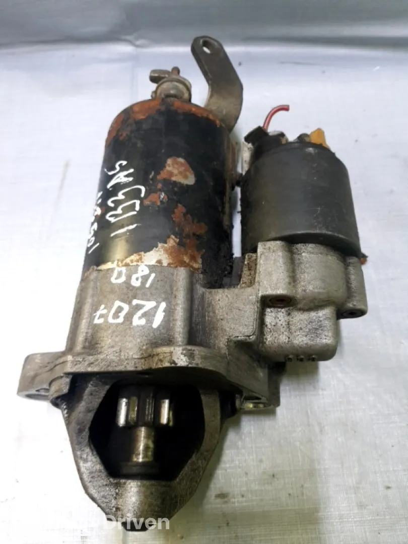 Electromotor - Volkswagen Passat B5+ [restyling] [2000 - 2005] Sedan 1.6 MT (102 hp)