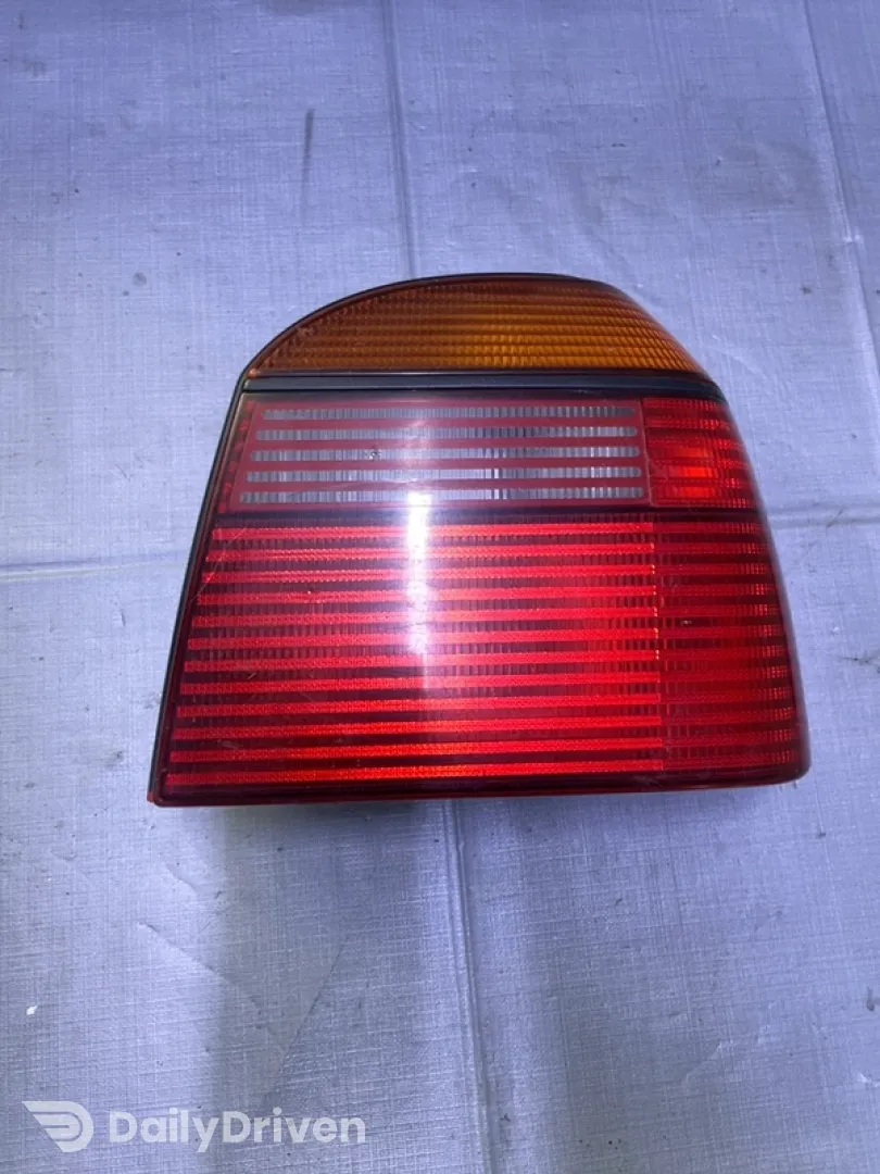 Lampă spate - Parte montare: Dreapta spate - Volkswagen Golf 3 generation [1991 - 1998] Hatchback 5-doors 1.4 5MT (60 hp)