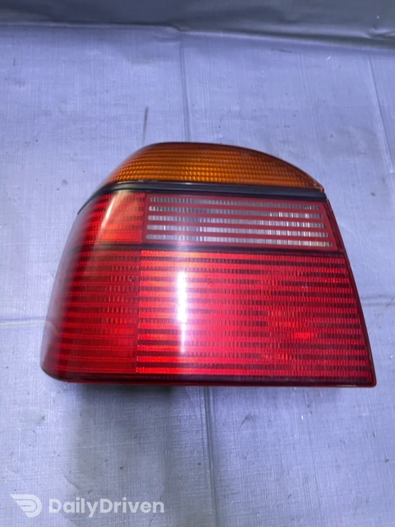 Lampă spate - Parte montare: Stânga spate - Volkswagen Golf 3 generation [1991 - 1998] Hatchback 5-doors 1.4 5MT (60 hp)