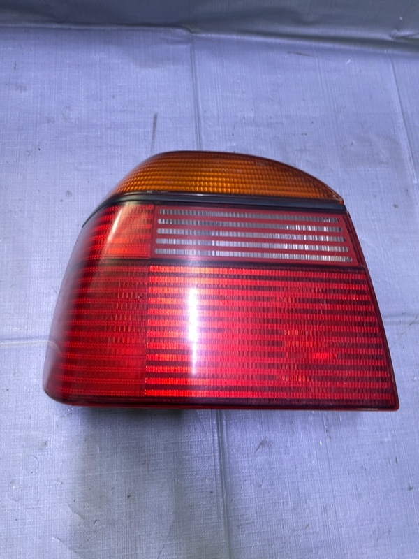 Lampă spate - Parte montare: Stânga spate - Volkswagen Golf 3 generation [1991 - 1998] Hatchback 5-doors 1.4 5MT (60 hp)