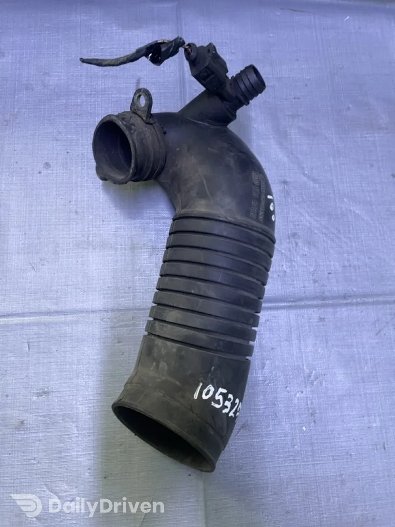 Furtun intercooler turbo - Material: Cauciuc - Volkswagen Passat B5+ [restyling] [2000 - 2005]