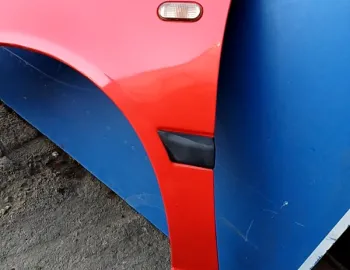 Aripă - Culoare: Roșu, Parte montare: Stânga față - Volkswagen Golf 3 generation [1991 - 1998] Hatchback 5-doors 1.4 5MT (60 hp)