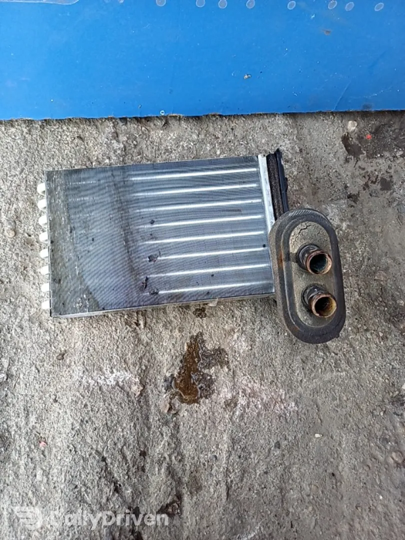 Radiator încălzire - Volkswagen Golf 3 generation [1991 - 1998] Hatchback 5-doors 1.4 5MT (60 hp)