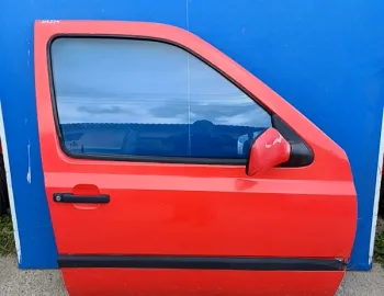 Ușă față - Culoare: Roșu, Parte montare: Dreapta, Varianta: Hatchback - Volkswagen Golf 3 generation [1991 - 1998] Hatchback 5-doors 1.4 5MT (60 hp)
