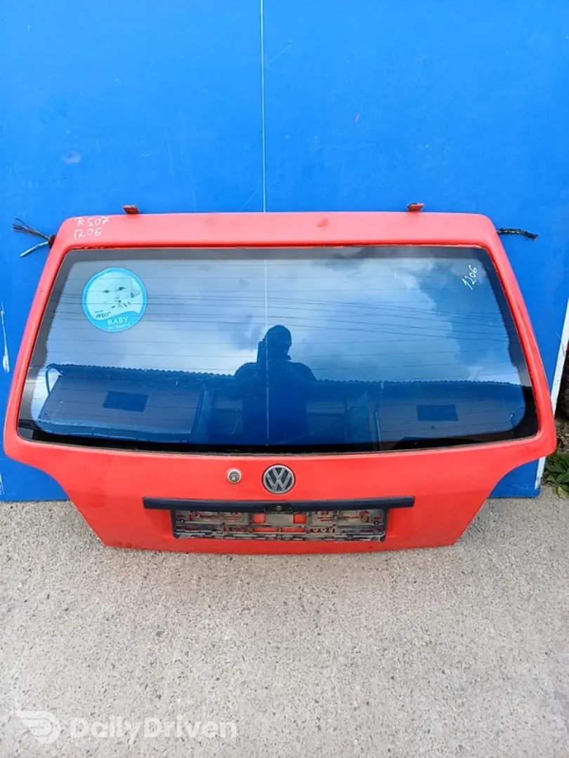 Haion - Culoare: Roșu, Varianta: Hatchback - Volkswagen Golf 3 generation [1991 - 1998] Hatchback 5-doors 1.4 5MT (60 hp)