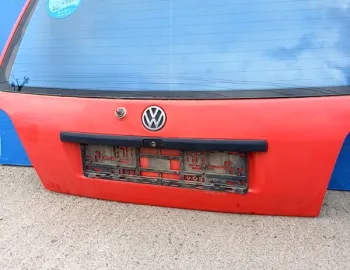 Haion - Culoare: Roșu, Varianta: Hatchback - Volkswagen Golf 3 generation [1991 - 1998] Hatchback 5-doors 1.4 5MT (60 hp)