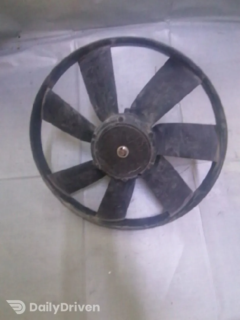 Ventilator răcire - Volkswagen Golf 3 generation [1991 - 1998] Hatchback 5-doors 1.4 5MT (60 hp)