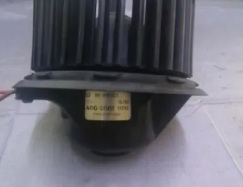 Ventilator habitaclu - Volkswagen Golf 3 generation [1991 - 1998] Hatchback 5-doors 1.4 5MT (60 hp)