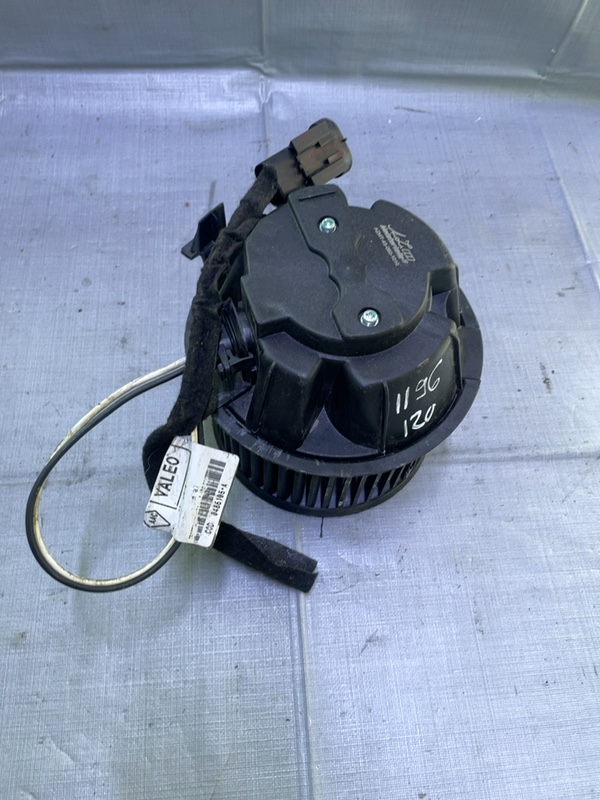 Ventilator habitaclu - Dacia Logan 1 generation [2004 - 2008] Sedan 1.6 MT (90 hp)