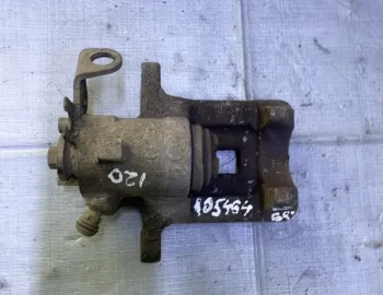 Etrier spate - Parte montare: Dreapta spate - Volkswagen Polo 4 generation [2001 - 2005] Hatchback 5-doors 1.4 16V MT (75 hp)