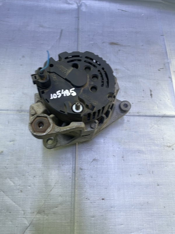 Alternator - Alte specificații: 90A - Volkswagen Passat B5+ [restyling] [2000 - 2005] Sedan 1.6 MT (102 hp)