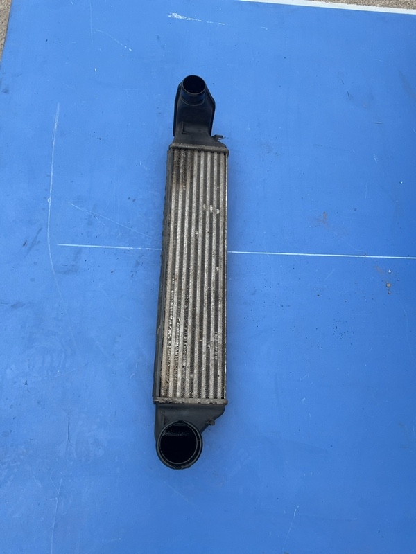 Intercooler - BMW 3 Series E46 [1997 - 2003] Sedan 4-doors 320d MT (136 hp)