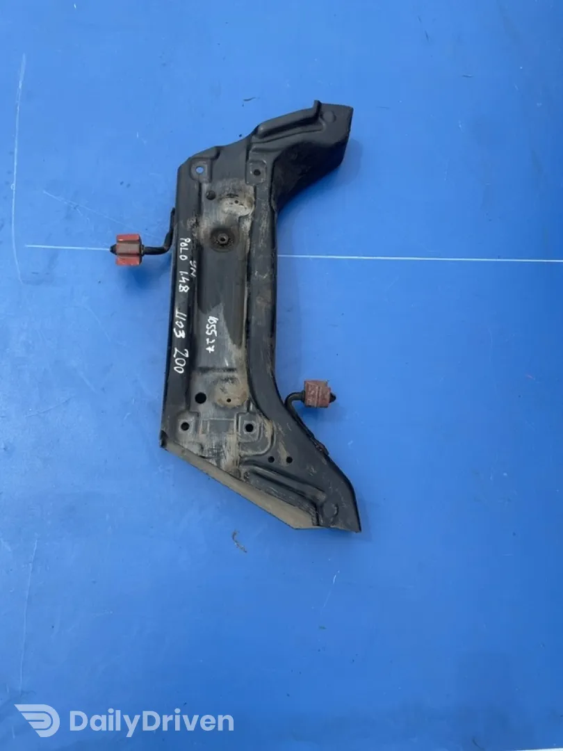 Cadru motor - Volkswagen Polo 4 generation [2001 - 2005] Hatchback 5-doors 1.4 16V MT (75 hp)