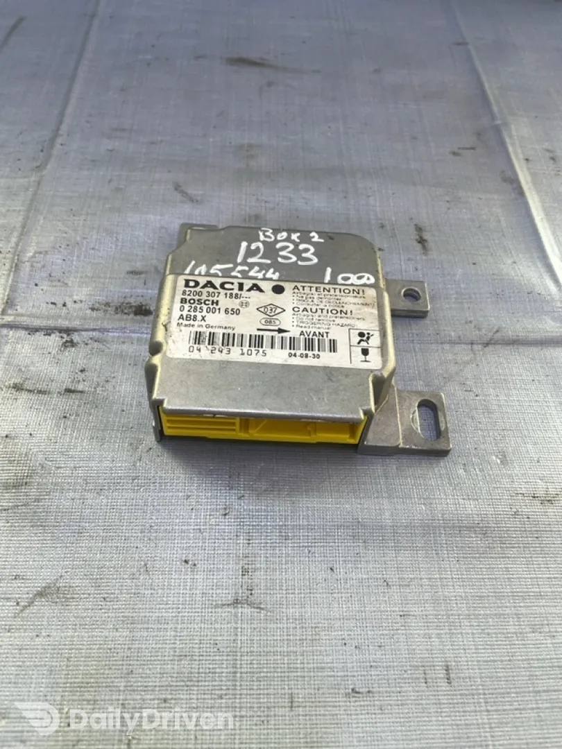 Modul airbag - Dacia Logan 1 generation [2004 - 2008] Sedan 1.4 MT (75 hp)
