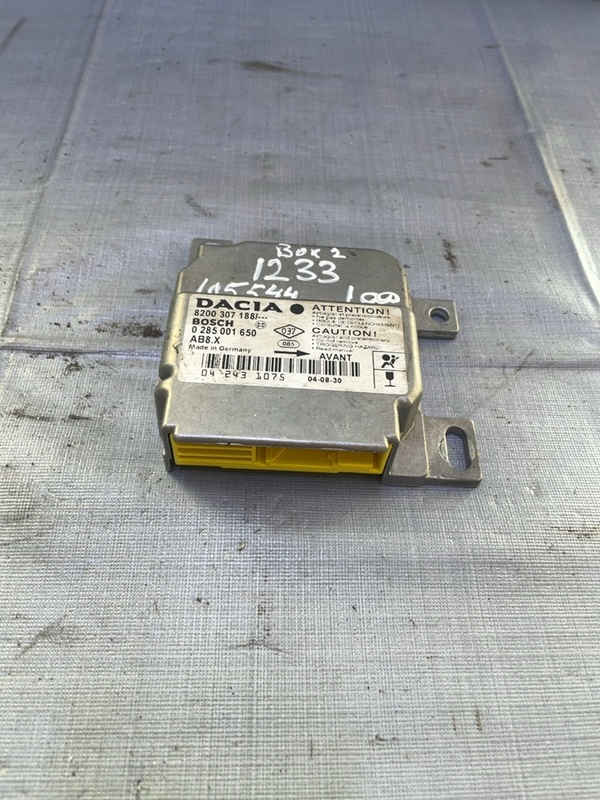 Modul airbag - Dacia Logan 1 generation [2004 - 2008] Sedan 1.4 MT (75 hp)
