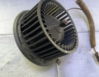 Ventilator habitaclu - Volkswagen Golf 3 generation [1991 - 1998] Hatchback 5-doors 1.6 MT (75 hp)