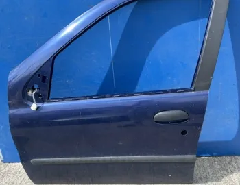 Ușă față