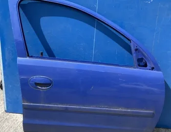 Ușă față