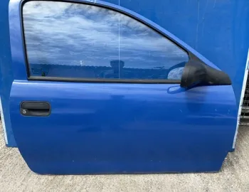 Ușă față - Culoare: Albastru, Parte montare: Dreapta față, Varianta: Hatchback 2 usi - Opel Corsa B [restyling] [1997 - 2000] Hatchback 3-doors 1.0 MT (54 hp)