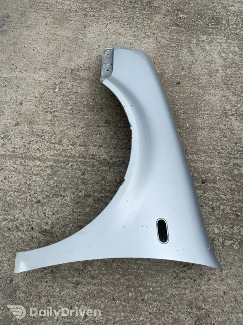 Aripă - Culoare: Gri, Parte montare: Stânga față - Volkswagen Golf 4 generation [1997 - 2006] wagon