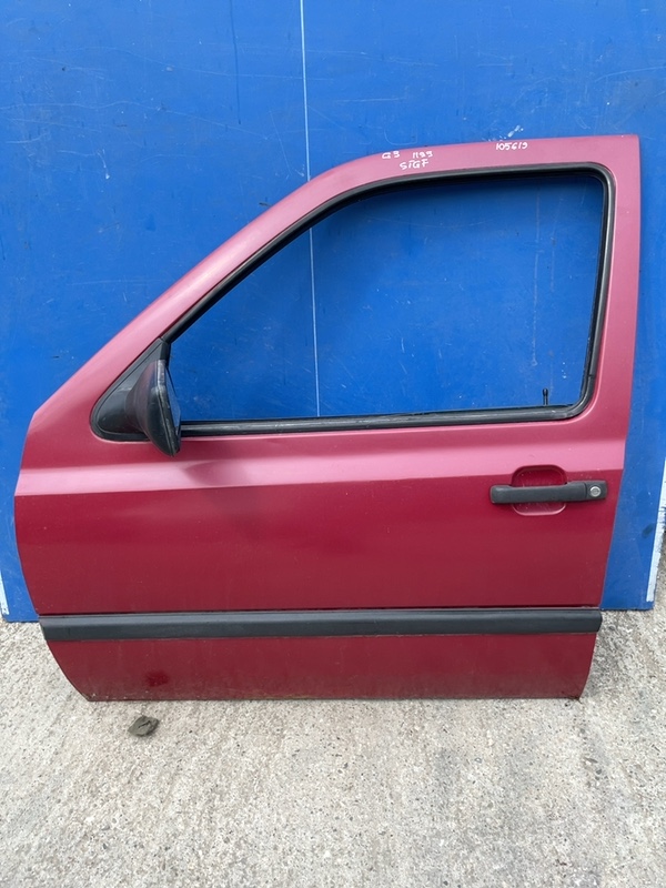 Ușă față - Culoare: Vișiniu, Parte montare: Stânga față - Volkswagen Golf 3 generation [1991 - 1998] Hatchback 5-doors 1.6 MT (75 hp)