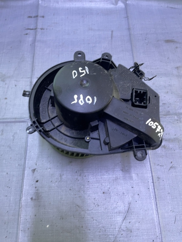 Ventilator habitaclu - Volkswagen Passat B5+ [restyling] [2000 - 2005] wagon 1.6 MT (102 hp)