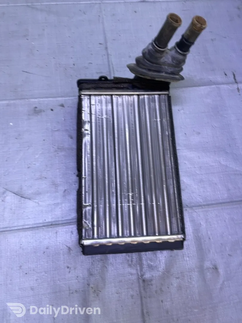 Radiator încălzire - Volkswagen Passat B5+ [restyling] [2000 - 2005] wagon 1.6 MT (102 hp)