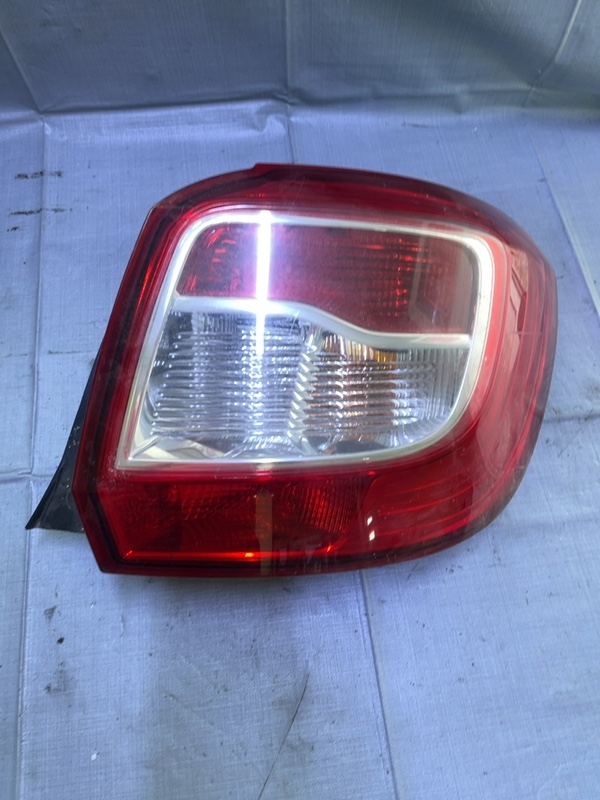 Lampă spate - Parte montare: Dreapta spate, Varianta: Hatchback - Dacia Sandero 2 generation [2013 - 2016] Hatchback 5-doors 1.2 16V MT (75 hp)