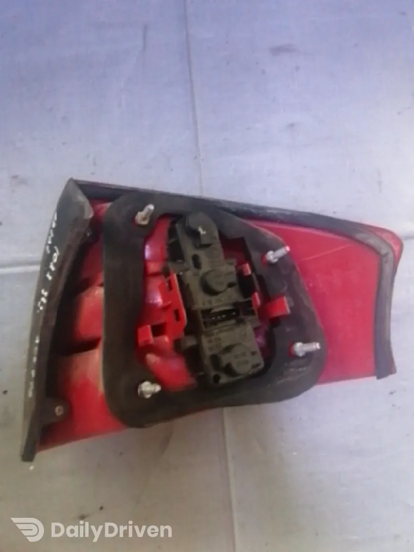 Lampă spate - Parte montare: Stânga, Varianta: Sedan - Audi A6 4B/C5 [1997 - 2001]