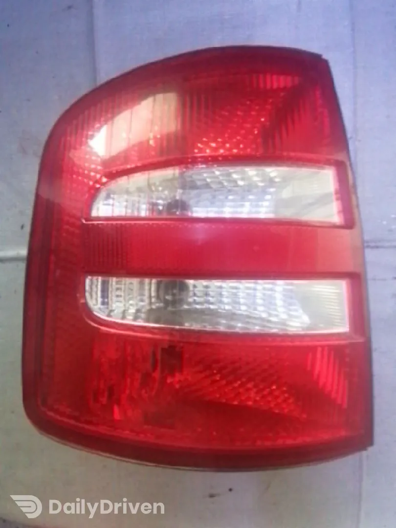 Lampă spate - Parte montare: Stânga, Varianta: Kombi - Skoda Fabia 6Y [1999 - 2004] Combi wagon 5-doors 1.4 MT (101 hp)