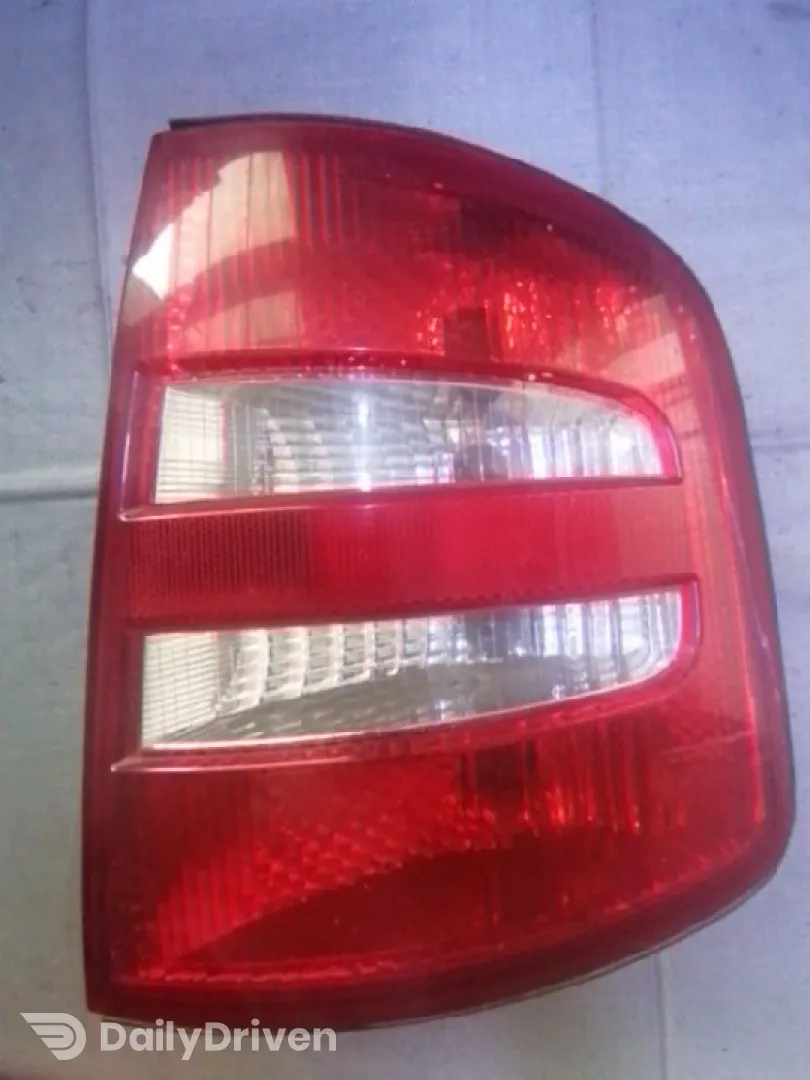 Lampă spate - Parte montare: Dreapta, Varianta: Kombi - Skoda Fabia 6Y [1999 - 2004] Combi wagon 5-doors 1.4 MT (101 hp)