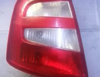 Lampă spate - Parte montare: Stânga, Varianta: Hatchback, Alte specificații: 5 usi - Skoda Fabia 6Y [1999 - 2004]