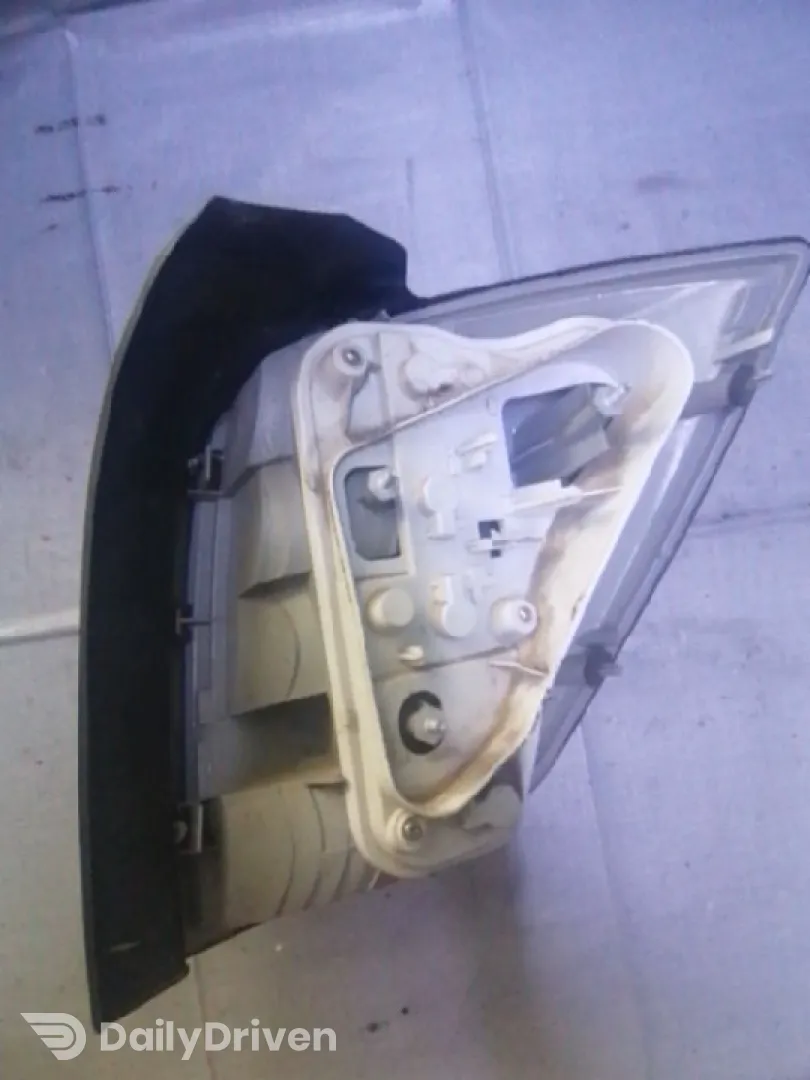 Lampă spate - Parte montare: Stânga, Varianta: Wagon 5 uși - Opel Astra H [2004 - 2007] wagon 1.7 CDTI MT  (100 hp)