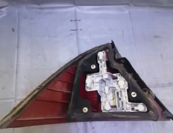 Lampă spate - Parte montare: Dreapta spate, Varianta: Sedan - Ford Mondeo 3 generation [2000 - 2003] Sedan 2.0 TDCi 5MT (130 hp)