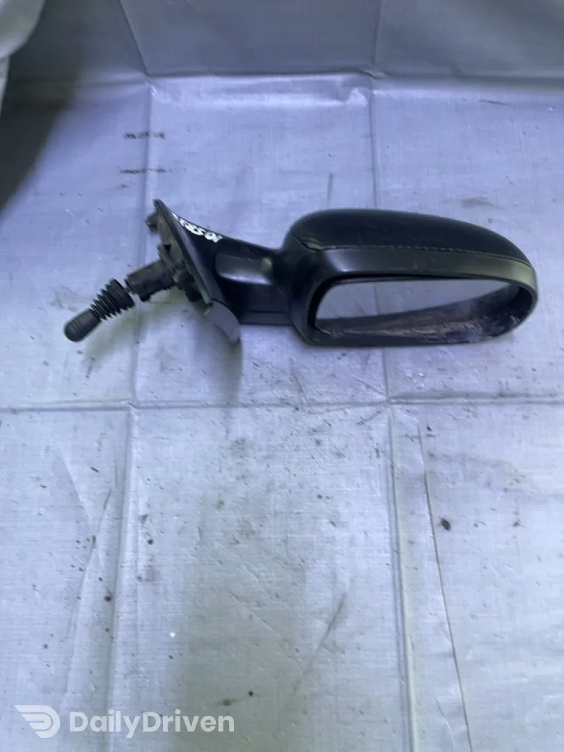 Oglindă  - Culoare: Negru, Parte montare: Dreapta față - Opel Corsa C [2000 - 2003] Hatchback 3-doors 1.2 MT (75 hp)