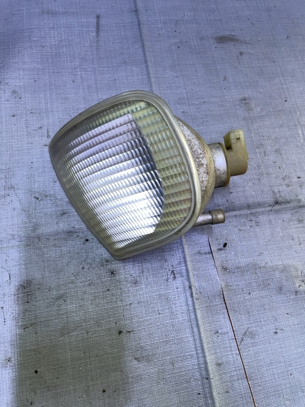 Semnalizator - Culoare: Alb, Parte montare: Dreapta față - Volkswagen Polo 3 generation [1994 - 2001]