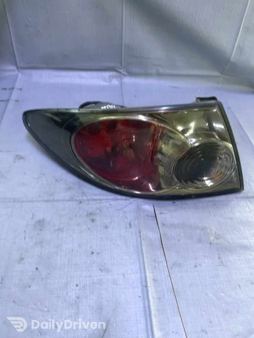 Lampă spate - Parte montare: Stânga spate, Varianta: Sedan - Mazda 6 GG [restyling] [2005 - 2007]