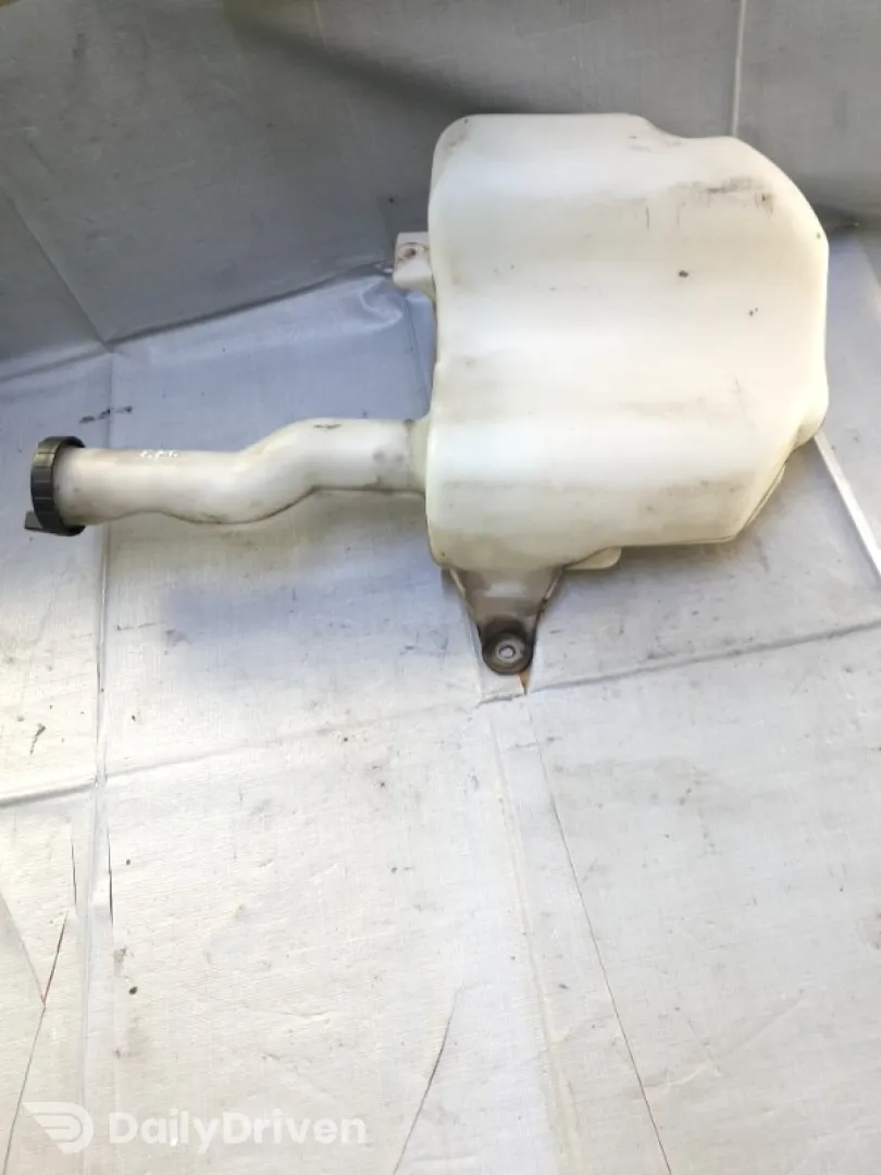 Vas lichid parbriz - Ford Mondeo 3 generation [2000 - 2003] Sedan 2.0 TDCi 5MT (130 hp)