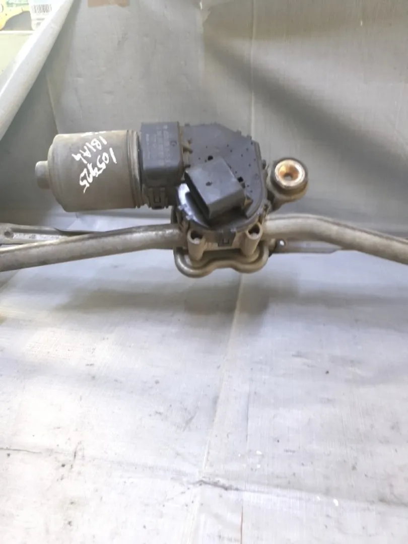 Ansamblu stergător parbriz - Parte montare: Față - Ford Mondeo 3 generation [2000 - 2003] Sedan 2.0 TDCi 5MT (130 hp)