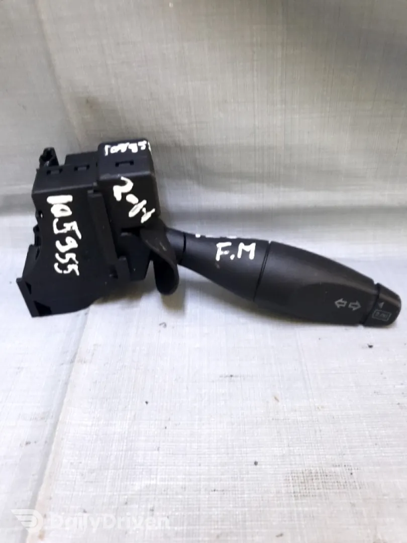 Manetă semnalizare - Ford Mondeo 3 generation [2000 - 2003] Sedan 2.0 TDCi 5MT (130 hp)