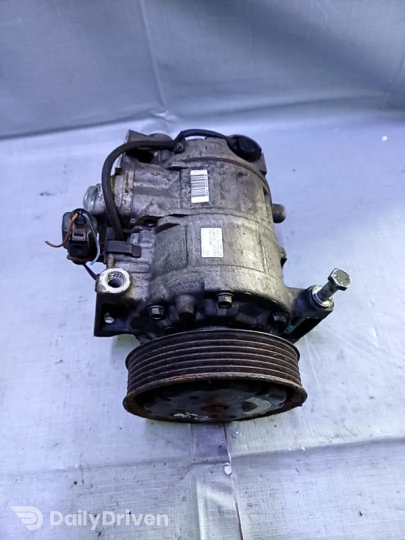 Compresor climă - Audi A4 B6 [2000 - 2005] Sedan 1.6 MT (102 hp)