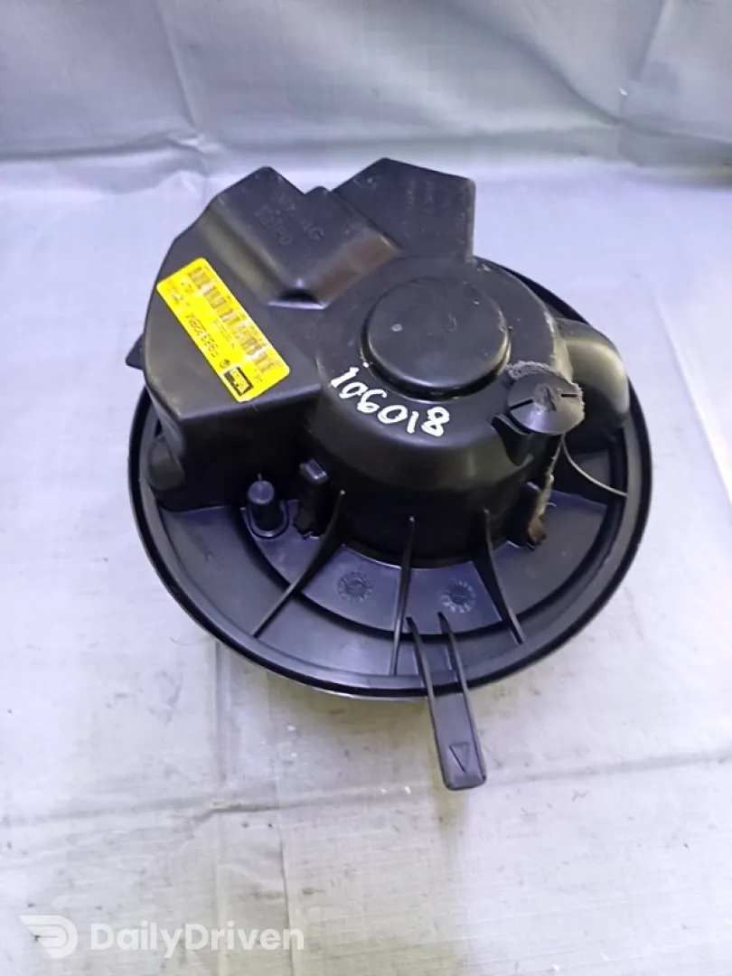 Ventilator habitaclu - Volkswagen Touran 1 generation [2003 - 2006] Minivan 1.9 TDI MT (100 hp)