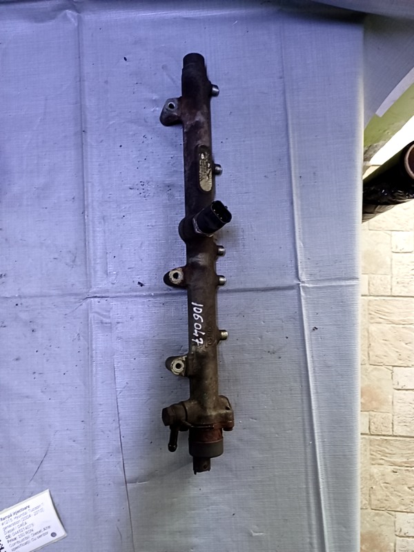 Rampă injectoare - Combustibil: Diesel, Alte specificații: Cu senzor - Hyundai Tucson 1 generation [2004 - 2010] Crossover 2.0 CRDI MT 2WD (112 hp)
