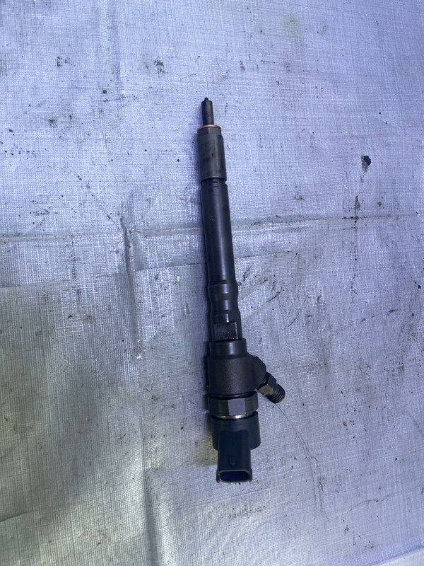 Injector - Hyundai Tucson 1 generation [2004 - 2010] Crossover 2.0 CRDI MT 2WD (112 hp)
